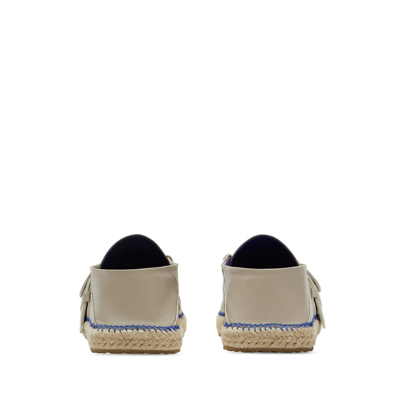Burberrys' バーバリーズx BURBERRY モカシン　デッキシューズ Burberry Deck Low Top Leather Sailing Shoes, Brand Size 39 ( US