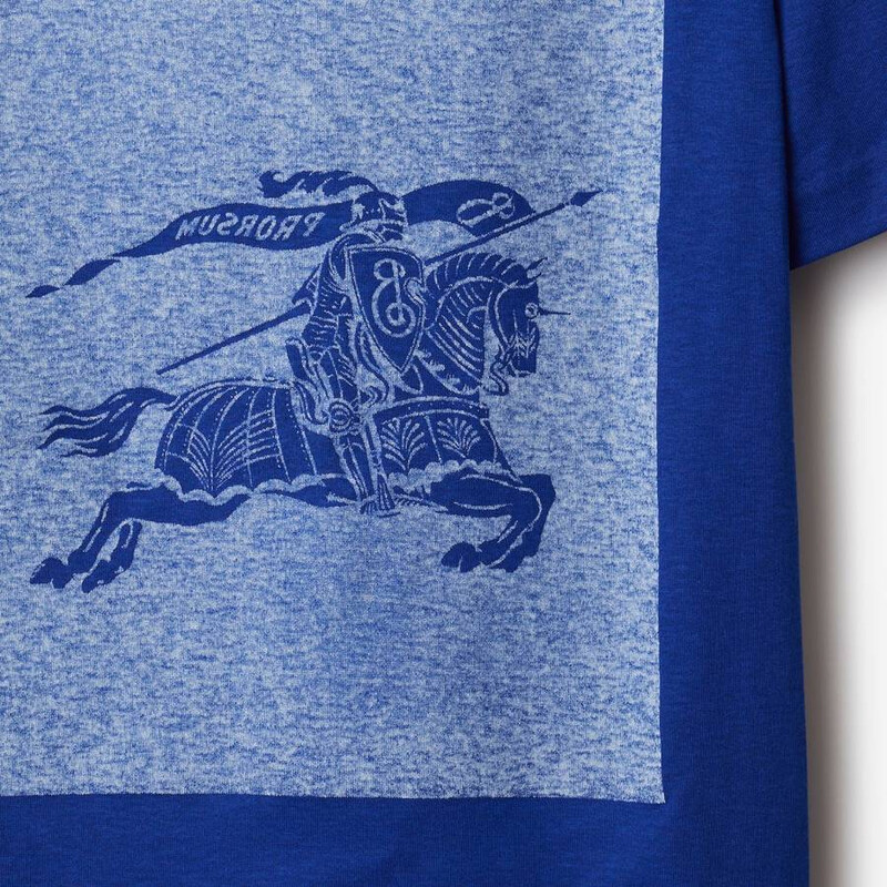 Burberry Equestrian Night Print Cotton T-Shirt, Size Medium