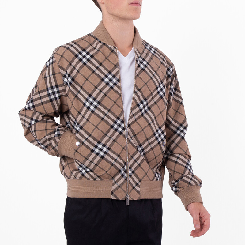 Burberry Ered Harrington Check Jacket, Size Medium 8092963