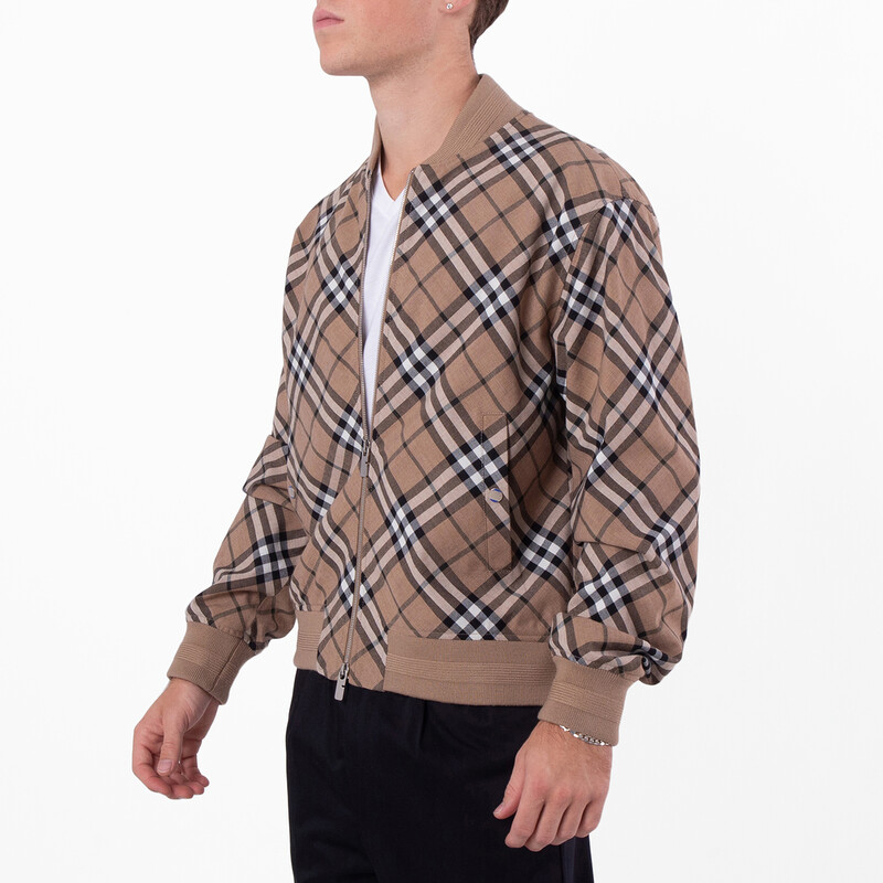 Burberry Ered Harrington Check Jacket, Size Medium 8092963