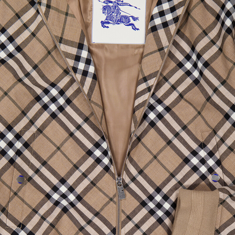 Burberry Ered Harrington Check Jacket, Size Medium 8092963