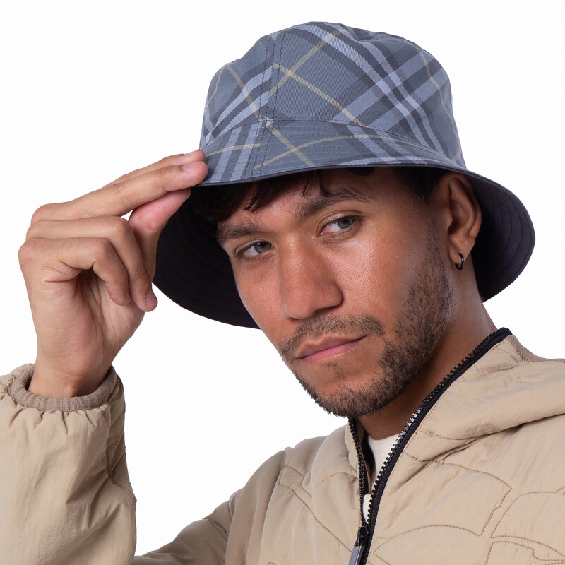 Burberry Gabardine Reversible Bucket Hat, Size Large 8109356