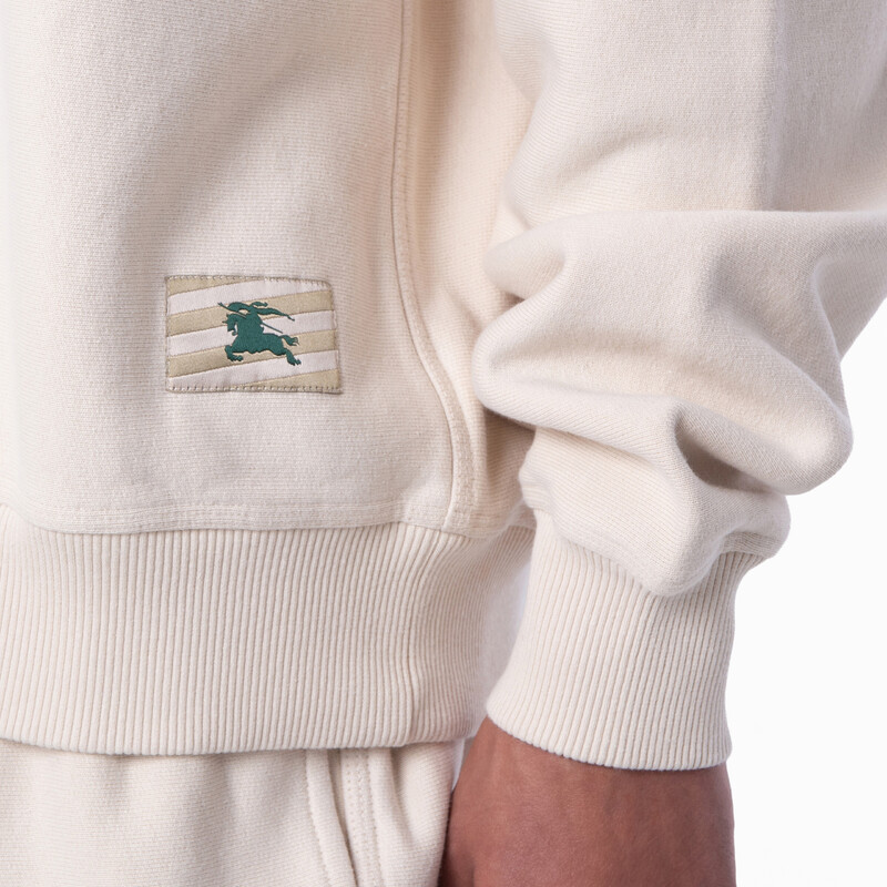 Burberry♡ 人気ベージュ襟付きコットンセーター　ワンポイント刺繍 Burberry Oversized Crew Neck Cotton Sweatshirt, Size X-Small