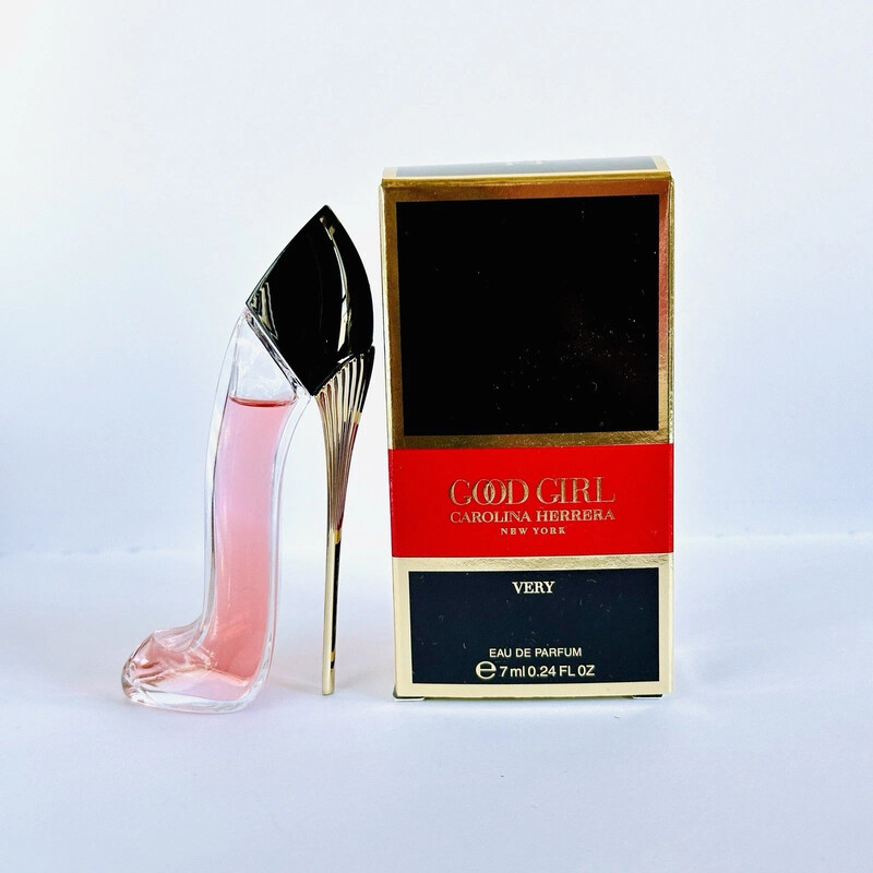 Very Good Girl by Carolina Herrera for Women Mini EDP 0.24 oz