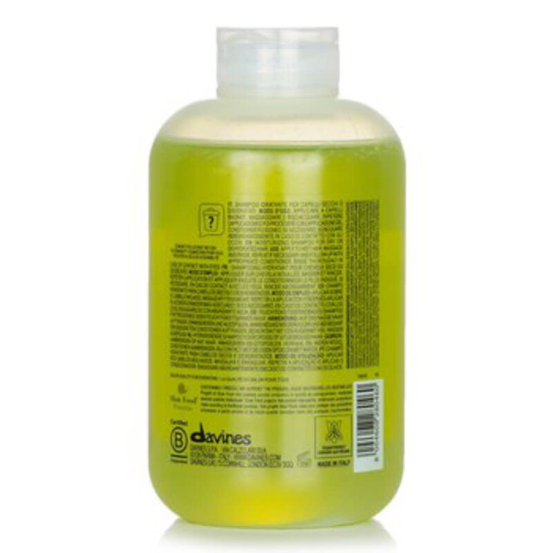Davines - Momo Moisturizing Shampoo 250Ml / 8.45Oz 8004608280460