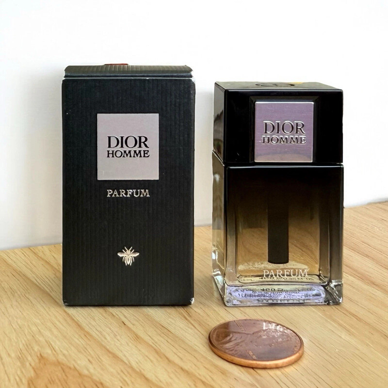 Dior:The Perfumes / テリ・ワイフェンバック 新品未開封 Dior Unisex Le Mini 30 Montaigne Gift Set Fragrances 3348901694391