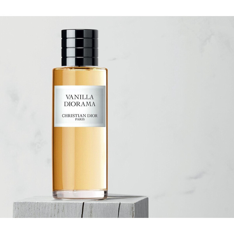 Dior・Vanilla・Eau de Parfum 香水　バニラディオラマ Dior Unisex Vanilla Diorama EDP Spray 1.3 oz Fragrances