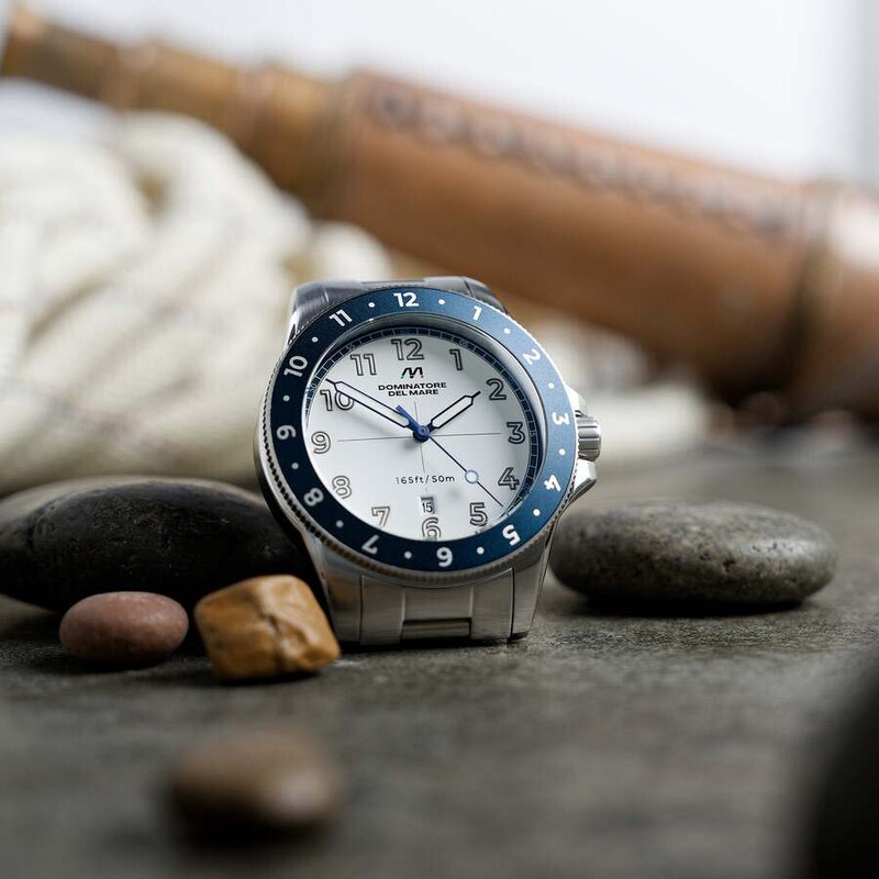 Dominatore Del Mare Bandiera Quartz White Dial Men's Watch DD-8020