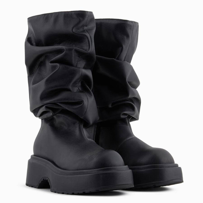 靴 Archive EMPORIO ARMANI side gore boots Emporio Armani Draped Chunky Boots, Brand Size 7 ( US Size 8