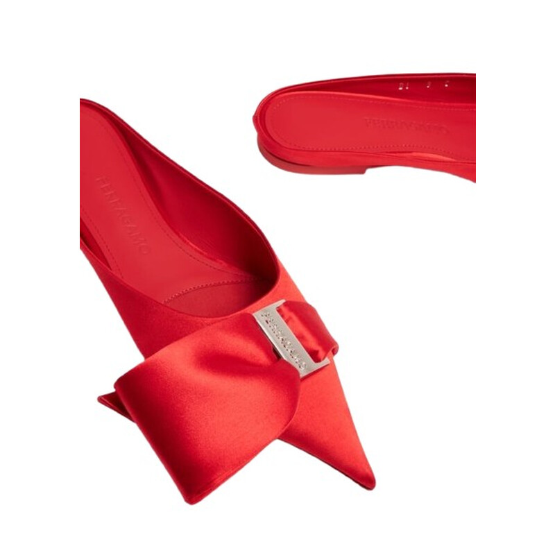 ⭐️ 春セール　Ferragamo ミュール リボン付き Ferragamo Asymmetric-Bow Satin Mules, Size 5 01F792 762982 - Shoes