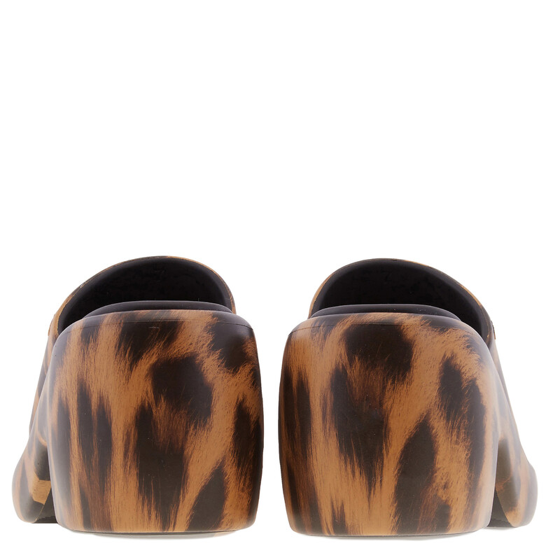 Ferragamo Deva Leopard Print Platform Sandals, Size 7 01H699