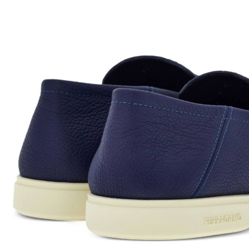 未使用品　FERRAGAMO ネイビー シルバー カフリンクス Ferragamo Men's Blue Loafers, US Size 7 021599768456 - Shoes