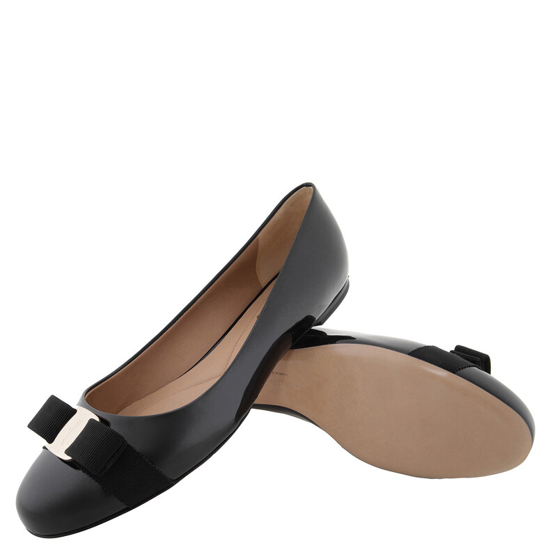 Ferragamo Ladies Black Patent Vara Bow Ballerina Shoes