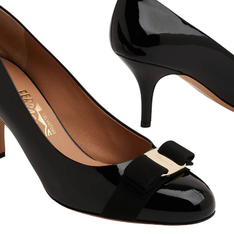 Ferragamo Ladies Vara Bow Pump in Black, Size 5 B 01B788 574563