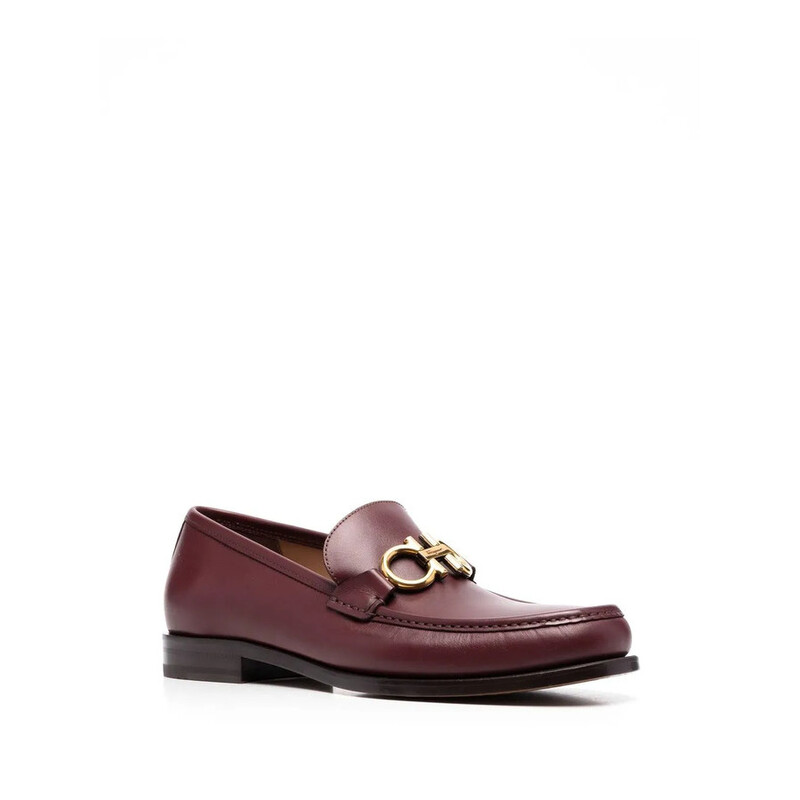 Ferragamo Men display picture 3