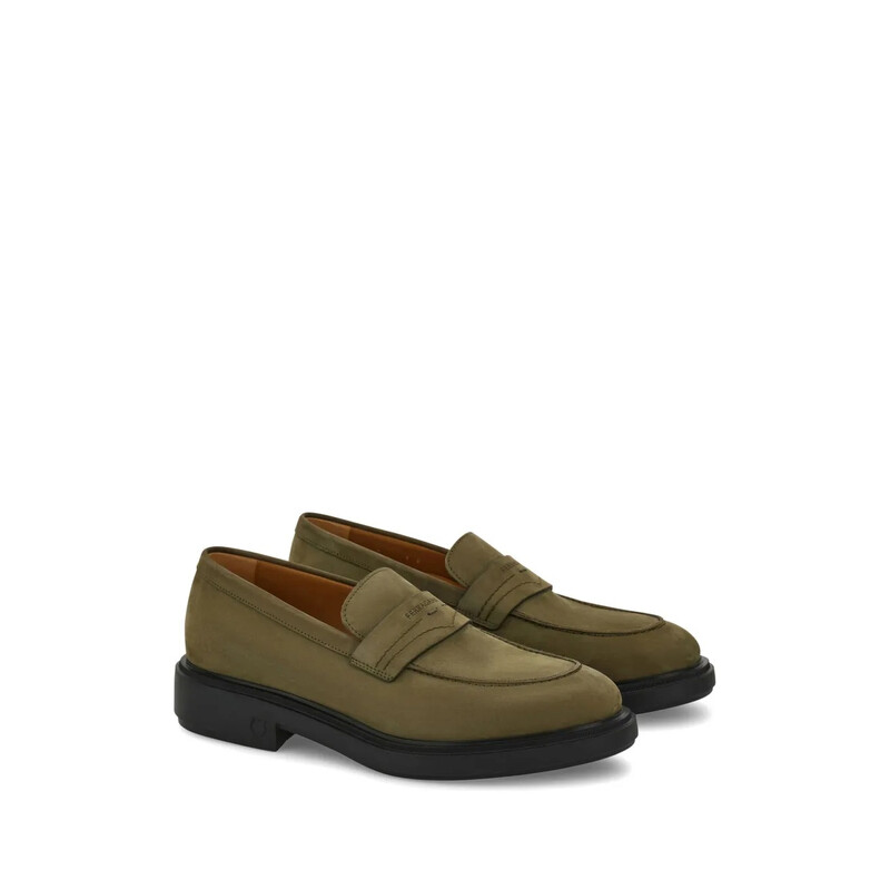 Ferragamo Olive Penny Loafers, Size 7 EE 029257 778347  display picture 1