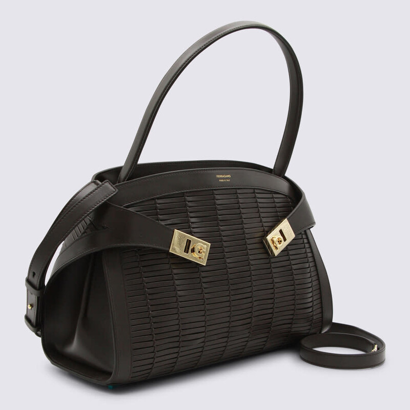 ferragamo バッグ Ferragamo Quilted Leather Shoulder Bag — Black 792878 21A674002