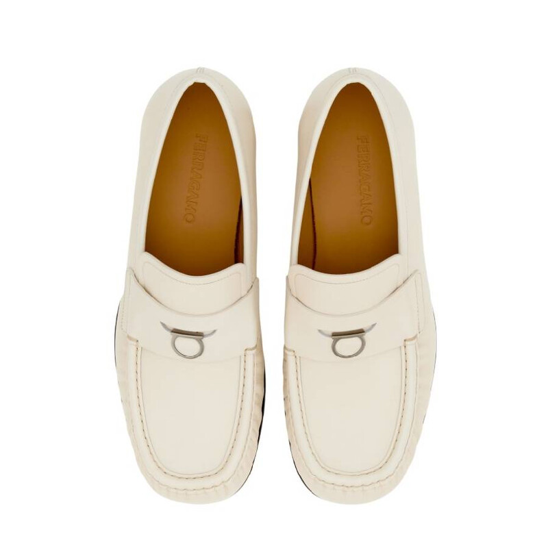 Ferragamo Slip-On Leather Delmo Loafers, Size 8 EE 023606 773581