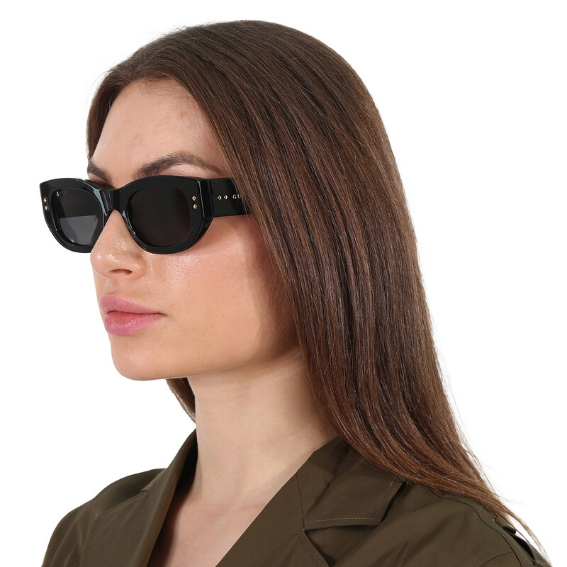 Gucci Solid Grey Rectangular Ladies Sunglasses GG1215S 002  display picture 3