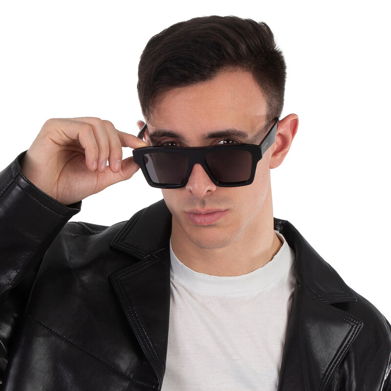 ★gucciさん専用★ Gucci Solid Grey Square Men's Sunglasses GG0962S 005 55
