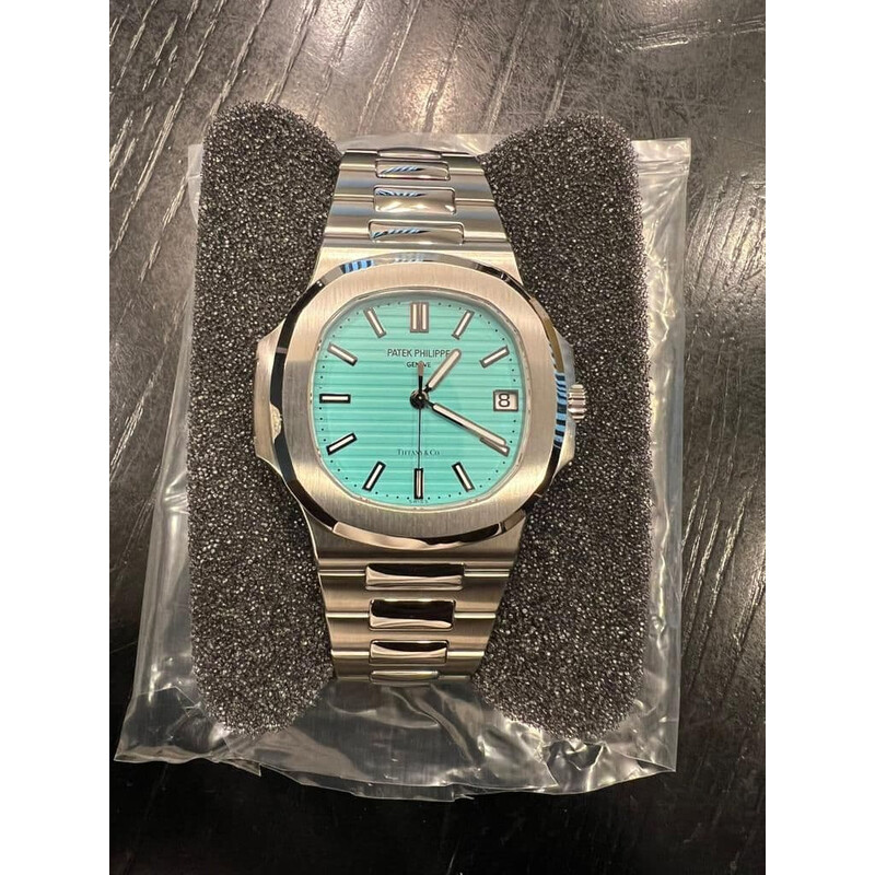 Patek Philippe Nautilus Tiffany & Co. Automatic Blue Dial Men's