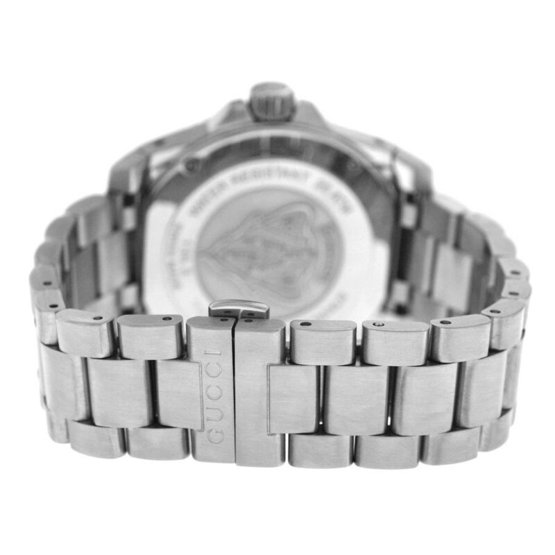 Gucci Pre-owned Gucci Dive Quartz Black Dial Men's Watch 136.3