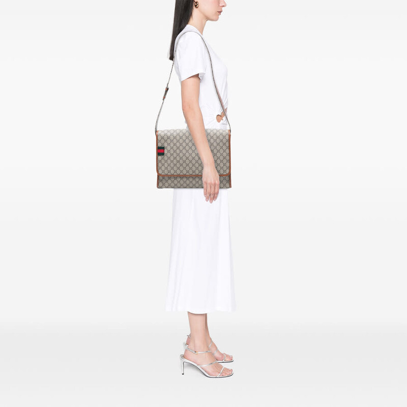 Gucci Pre-owned Gucci GG Supreme Web Messenger Bag 246411 493492