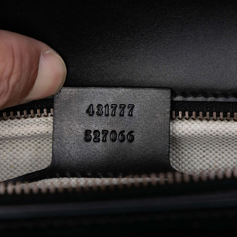 Gucci Pre-owned Gucci Medium GG Marmont Leather Malaga Kid Heart