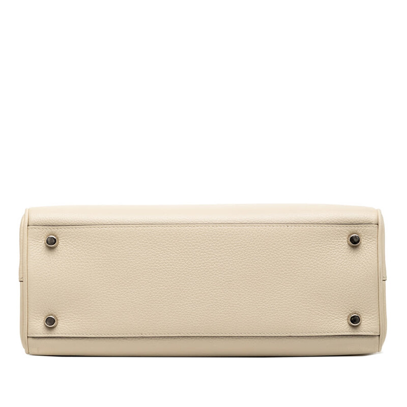 Gucci Pre-owned Gucci Small Grained Calfskin Zumi Top Handle Bag