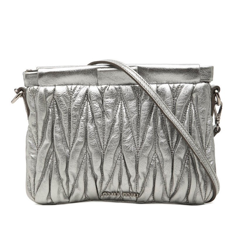 miuページ Miu Miu Pre-owned Miu Miu Matelasse Metallic Nappa Frame Clutch