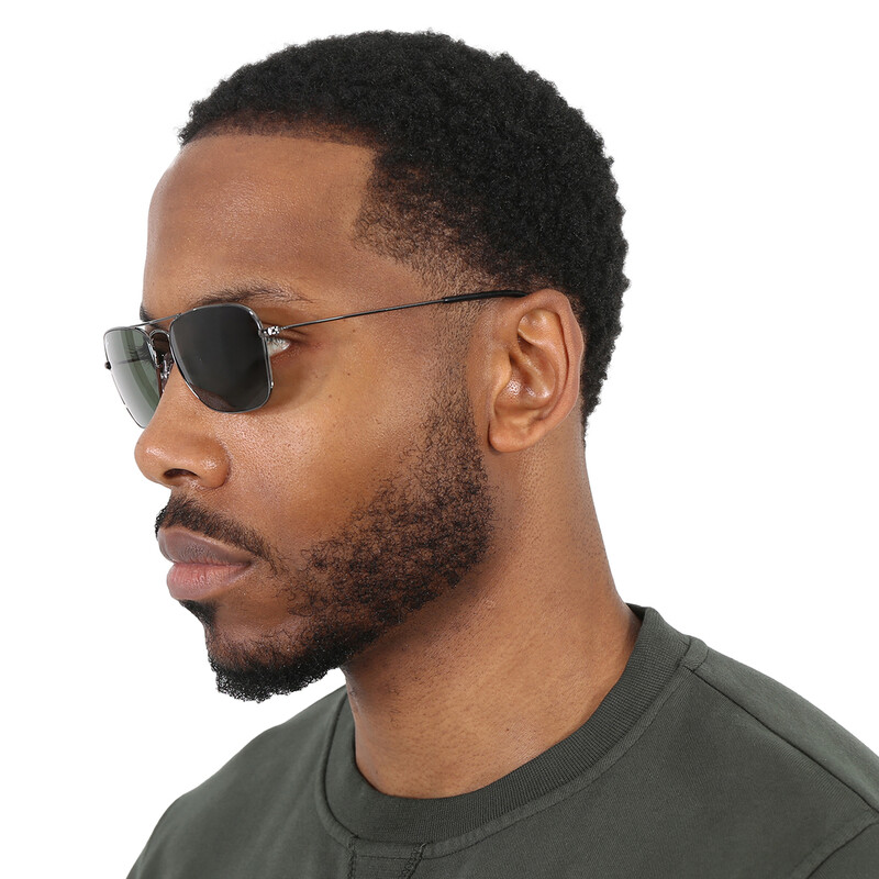 Ray-Ban Caravan Green Classic G-15 Square Unisex Sunglasses RB3136