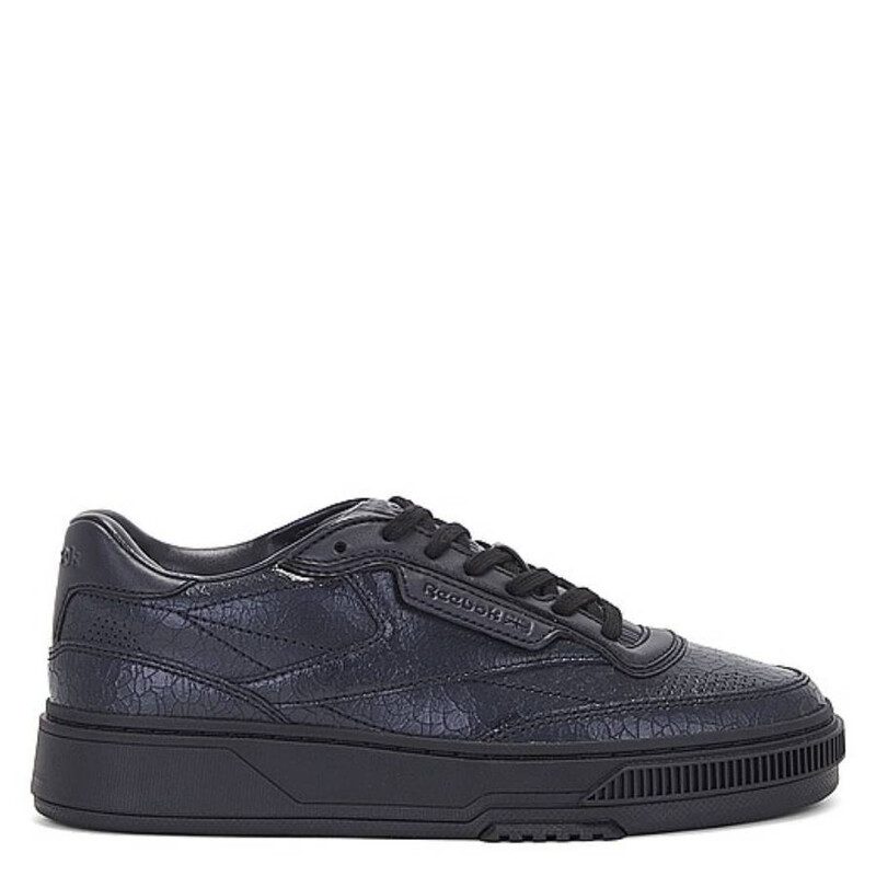 Reebok Club C LTD Cracked Leather Sneakers, Size M 5.5 / W 7