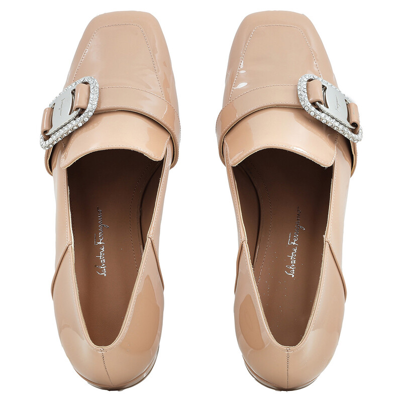 Ferragamo Salvatore Ferragamo Ladies Beige Patent Leather Vara