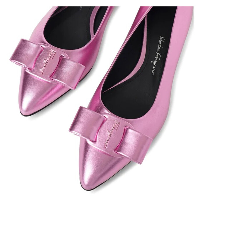 Ferragamo Ladies Pink Flats, US Size 9.5 01R252750697
