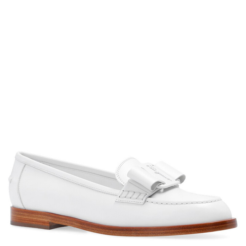 Ferragamo Ladies White Loafers, US Size 9 01C952750593 - Shoes