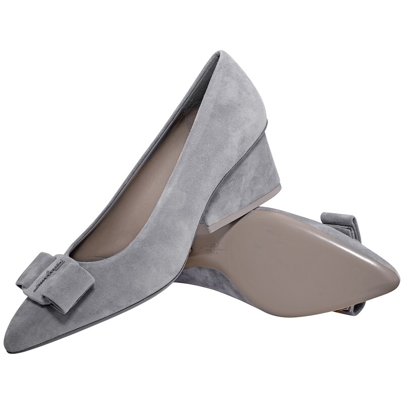 Ferragamo Ladies Grey Heels, US Size 4.5 01R250749537 - Shoes