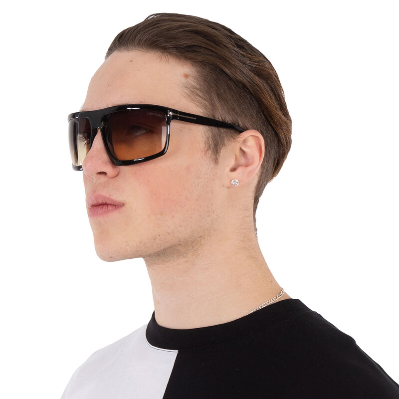 Tom Ford Clint Smoke Gradient Wrap Unisex Sunglasses FT1066  display picture 1