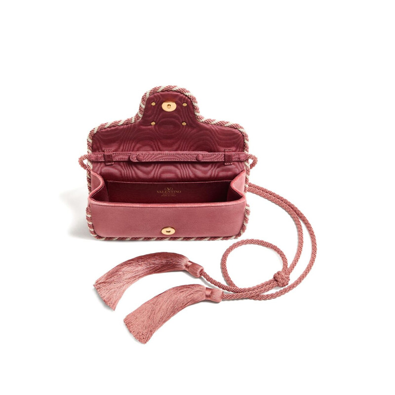 Valentino Garavani Garavani Loco Velvet Clutch WB0R92GNLDZB