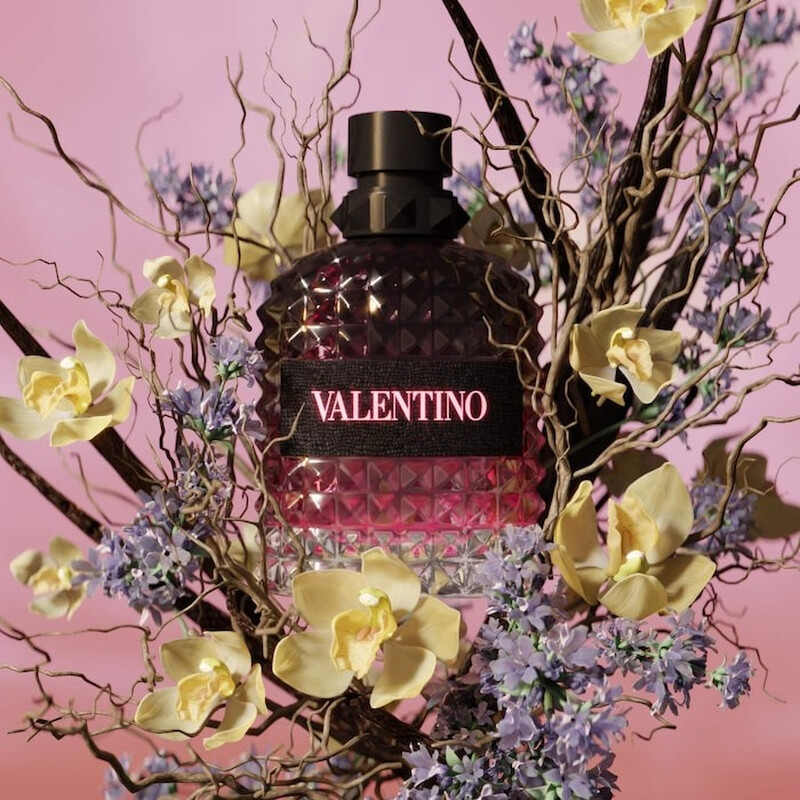 ヴァレンティノ　ウォモとアブソ DISCOVER VALENTINO UOMO EAU DE TOILETTE | Valentino Beauty