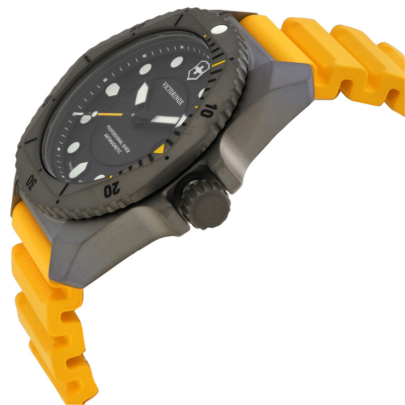 Victorinox Dive Pro Quartz Black Dial Men's Watch 241992