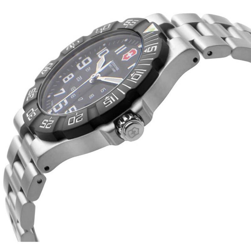 専用ページ(#611) Victorinox Summit XLT Men's Watch 241344 7630000706737 - Watches