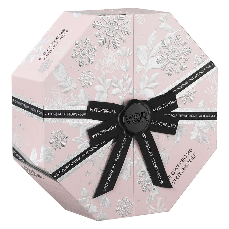 【限定ギフトBOX】Viktor&Rolf ヴィクター＆ロルフ Amazon.com: Viktor & Rolf Flowerbomb Gift Set: Deluxe Travel Size