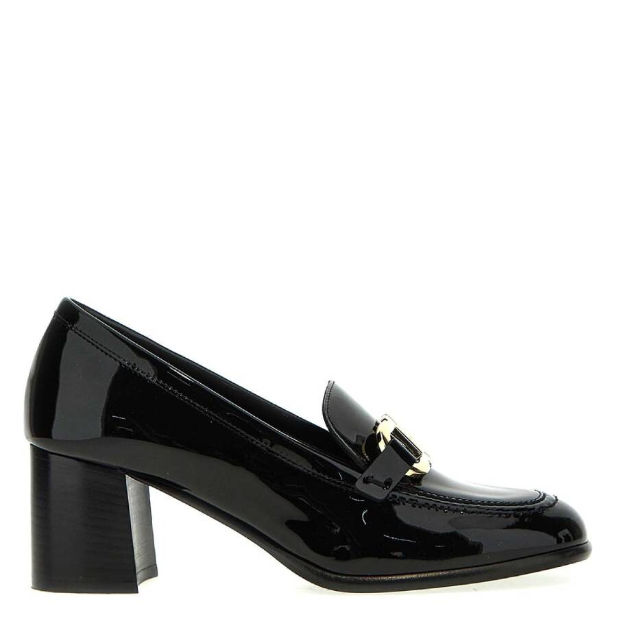 Ferragamo Salvatore Ferragamo Ladies Black Calfskin Riki