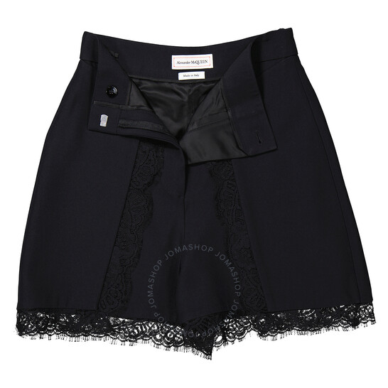 ショートパンツ ALEXANDER MCQUEEN Women Shorts  Burmudas 781002 QJAAC 1000 688717QTAAB_0509-1_650x.jpg?v=