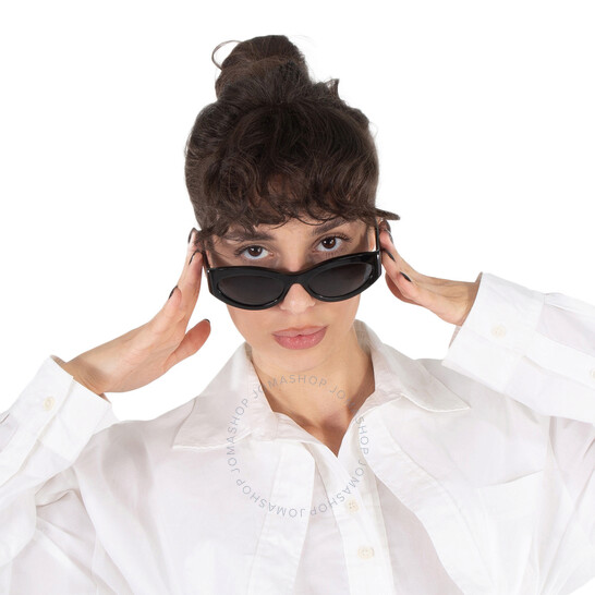 サングラス CELINE SS25 Woman SUNGLASSES (CL40288I 01A) Celine Monochroms Grey Oval Ladies Sunglasses CL40288I 01A
