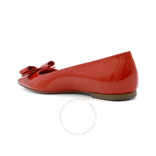 Salvatore Ferragamo｜FLAT SHOES/LOAFERS (01E982 763716) Ferragamo Barabou Patent Leather Ballet Flats, Size 7 01E982