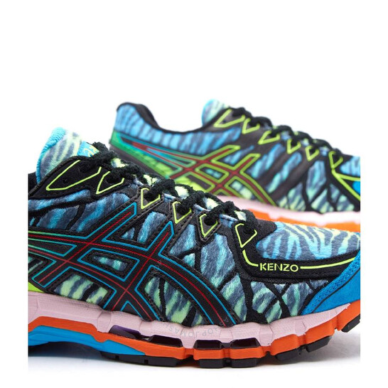 KENZO| (FE6 8SW106 4MF 93A) Kenzo Low Top Lace Up Sneakers, Brand Size 6 ( US Size 7