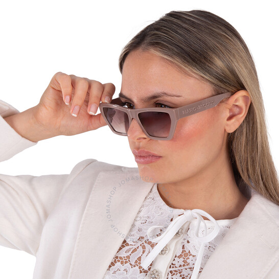 Marc Jacobs キャットアイフレムサンクラス MARC657S 10AHA Marc Jacobs Brown Gradient Cat Eye Sunglasses MARC 657/S