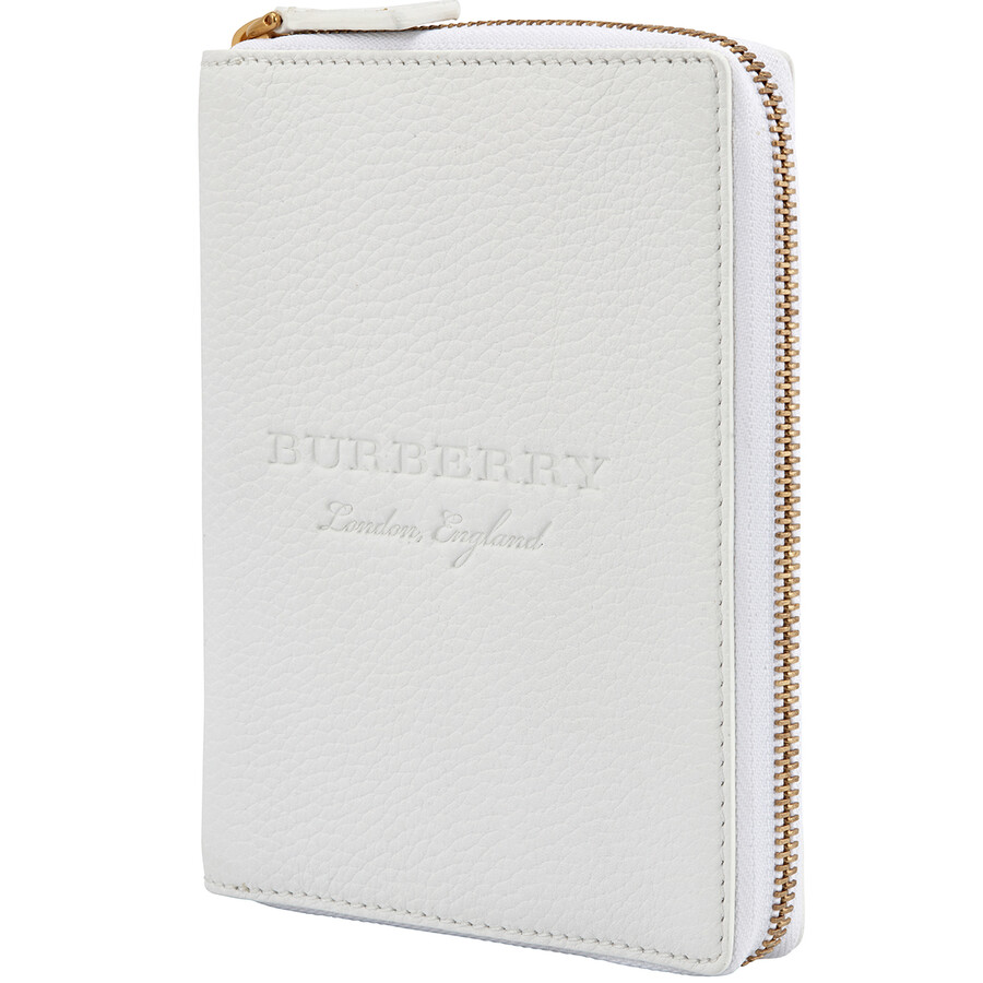 burberry 8 plus case zip