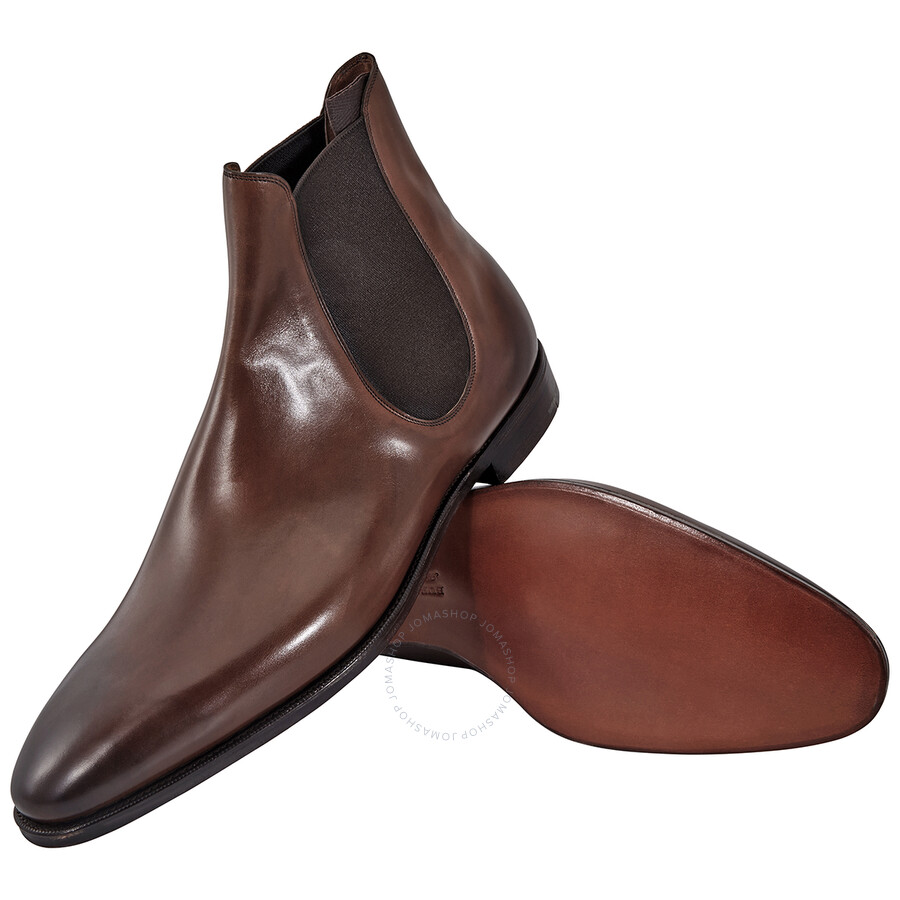 brown burberry boots